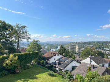 3 Zimmer mit traumhafter Aussicht und großzügigem Balkon!, 56179 Vallendar, Erdgeschosswohnung