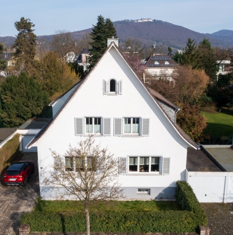 Repräsentatives Familienheim in exponierter Lage!, 53179 Bonn, Villa