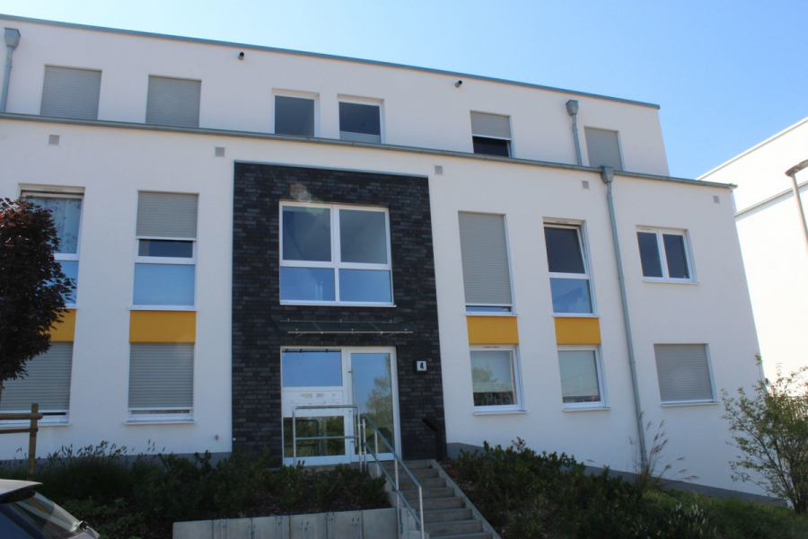 4 Zimmer Penthouse mit sonniger Dachterrasse! - Vorderansicht