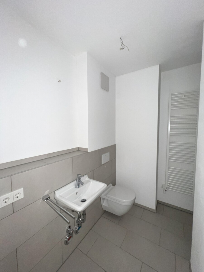 4 Zimmer Penthouse mit sonniger Dachterrasse! - Duschbad