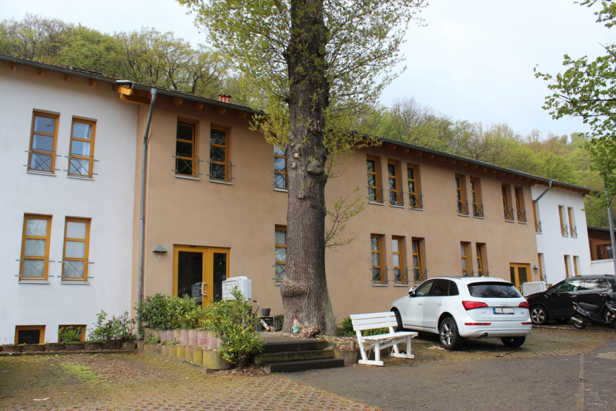 Modern sanierte 2 Zimmer Wohnung in Bad Bodendorf! - Gebäudeansicht