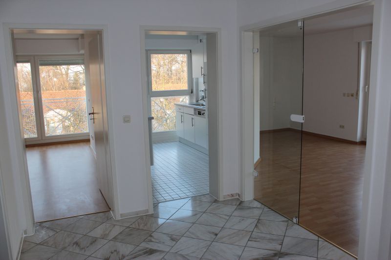 Attraktiv geschnittene 2 Zimmer Wohnung in Godesberger Halbhöhenlage! - Diele