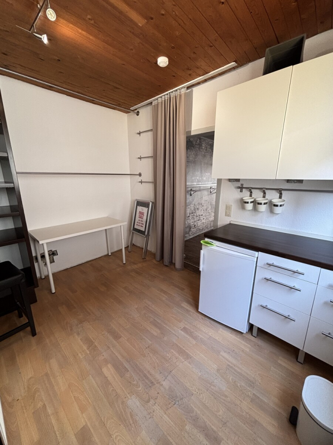 Moderne Verkaufsfläche in zentraler Innenstadtlage von Sinzig! - Sozialraum