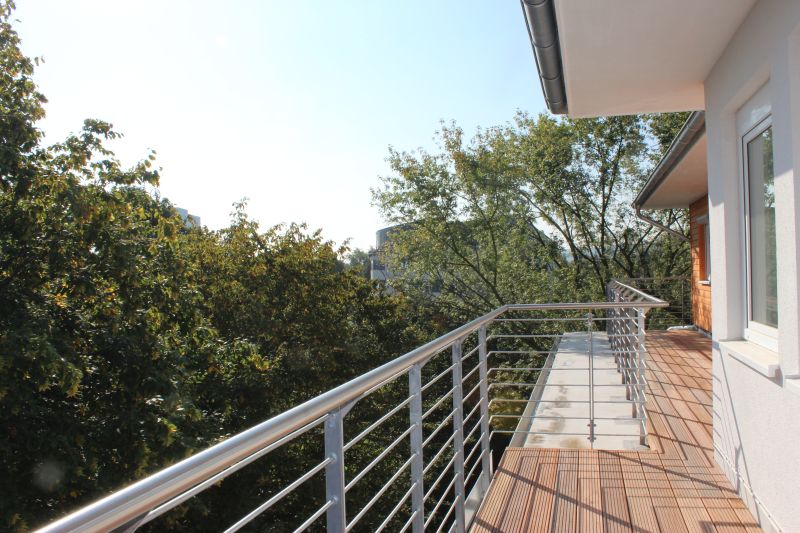 Moderne 2-Zimmer-Wohnung in bester Lage der Bonner Südstadt – solide vermietet - Staffelgeschoss Ausblick