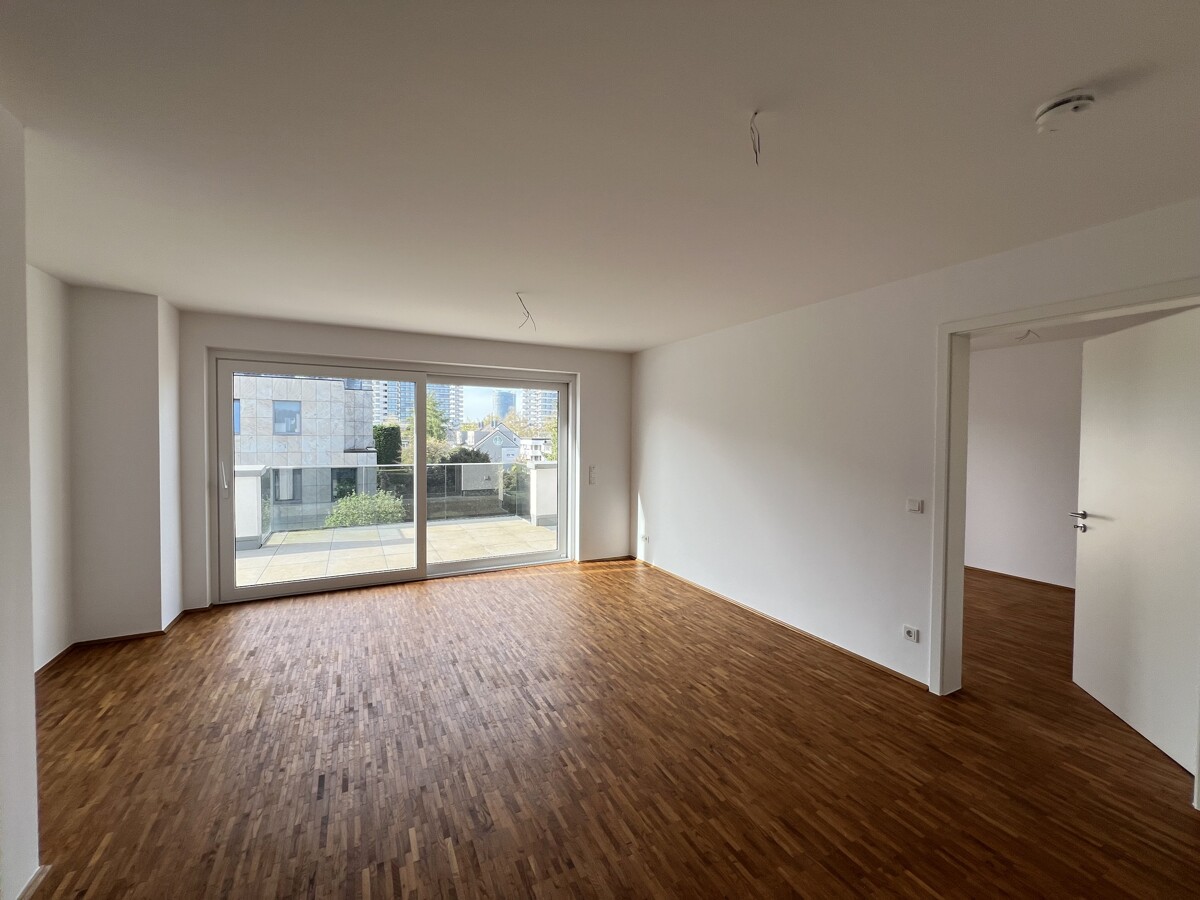 Exklusive Penthouse Wohnung mit großzügiger Dachterrasse und Weitblick! - Photo 1