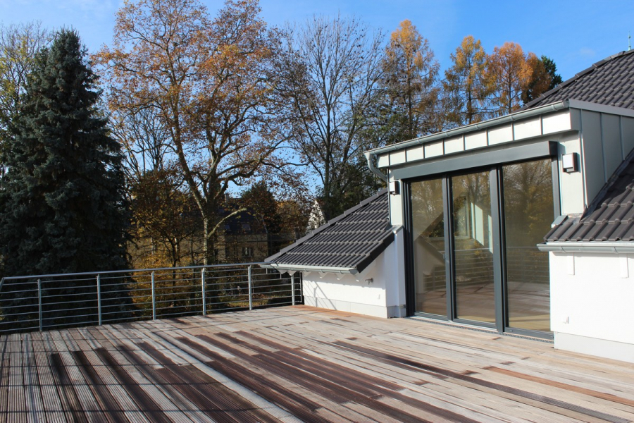 Zweitbezug! Exklusive Penthouse Wohnung mit großer, sonniger Dachterrasse! - Dachterrasse