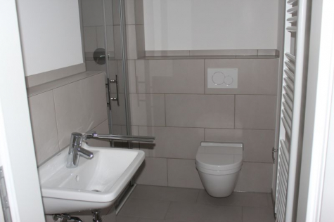 Attraktive 3 Zimmer Wohnung mit Terrasse und kleinem Gartenanteil! - Foto 1
