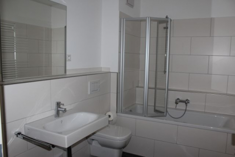 Attraktive 3 Zimmer Wohnung mit Terrasse und kleinem Gartenanteil! - Foto 4